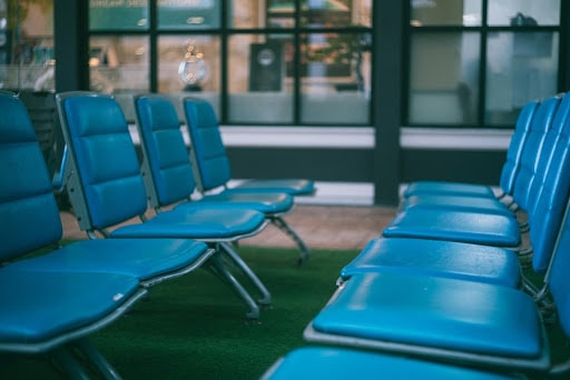 salle d'attente des navettes de l'aéroport Haneda à Tokyo