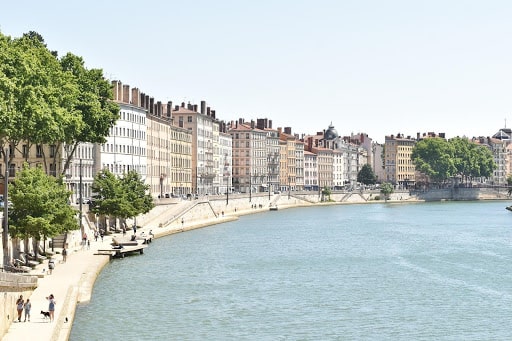 une balade à la Croix-Rousse de Lyon pour vos 5 jours