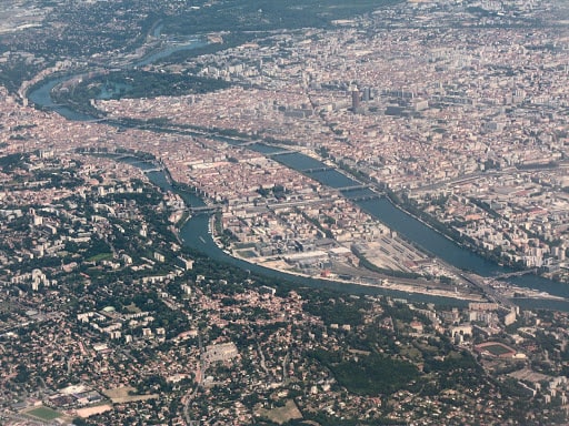 Visitez la presqu’île de Lyon pour terminer votre journée