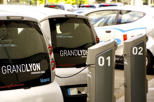 Location de voiture électrique à Lyon