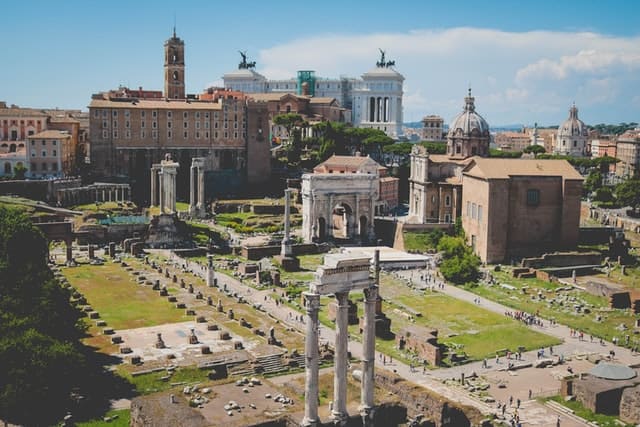Le Forum Romain au cœur de Rome