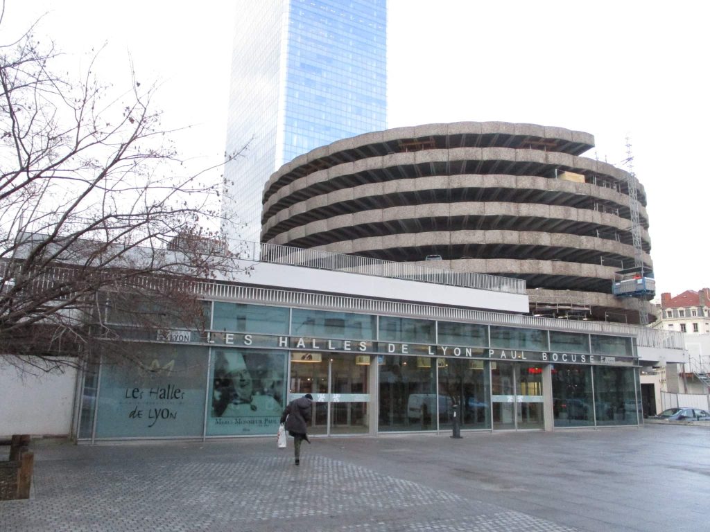 Les Halles de Lyon pour déguster des spécialités locales