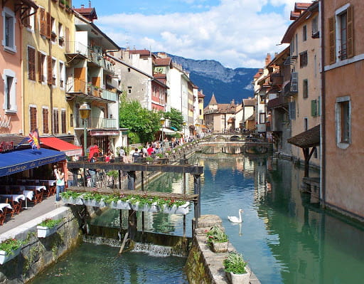 Découvrez les lieux d’attraction d’Annecy quand il pleut