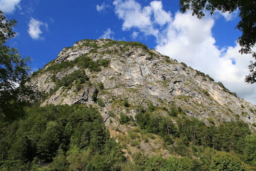 paysage montagneux d'une randonnée à Annecy