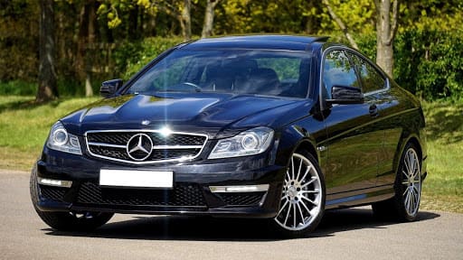 Utiliser un taxi privé pour rejoindre Lyon depuis l’aéroport