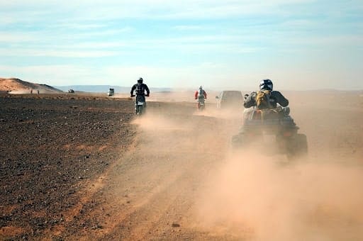 Faire du quad entre amoureux à Marrakech