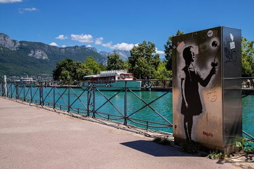 Une balade à la bordure du lac d’Annecy