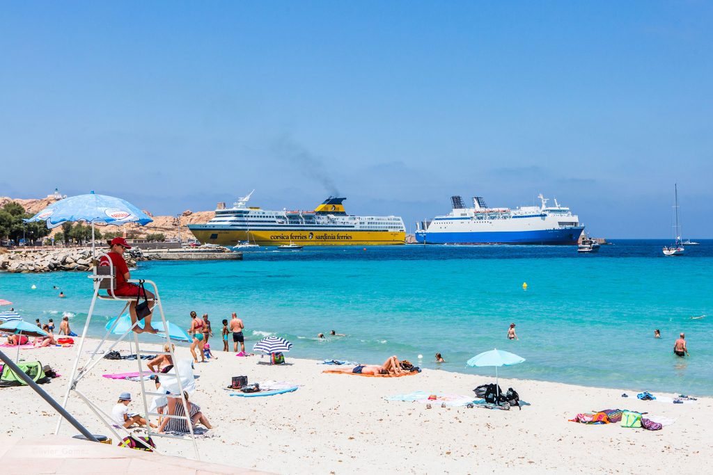 Visite guidée de la plage de l'île rousse