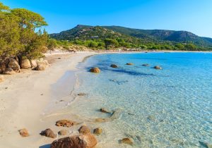 Corse du Sud : les plages les plus belles, l’eau turquoise n’attend plus que vous.