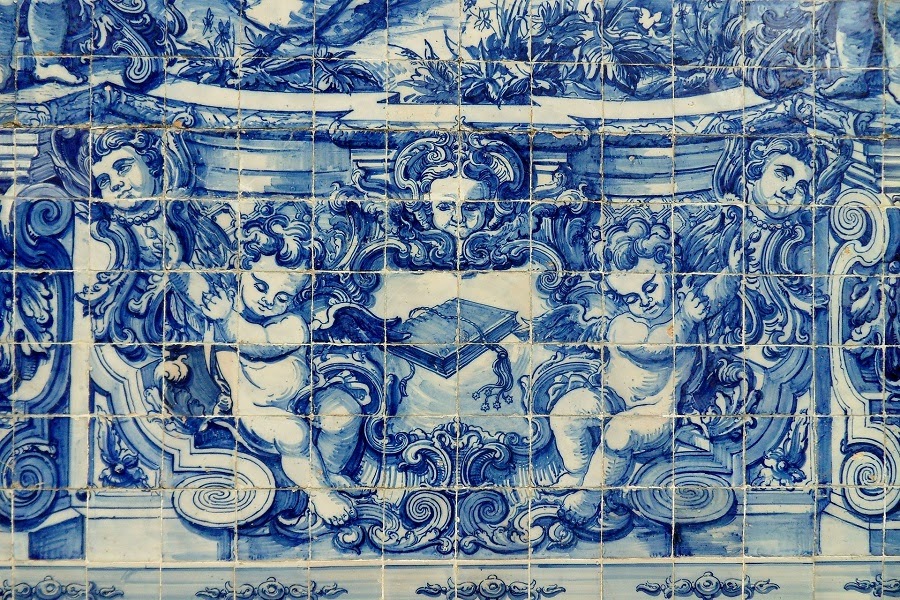 fresque insolite à Porto