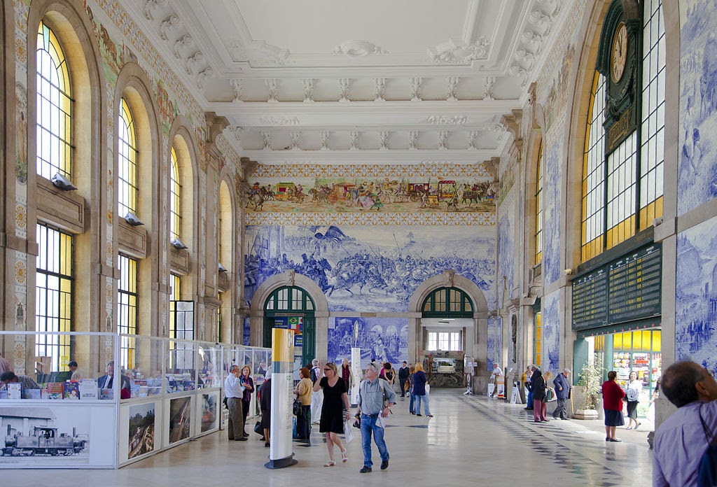 la Gare de Porto-Sao Bento à Porto