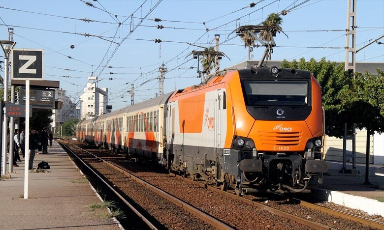 rejoindre-aéroport-marrakech-ménara-train