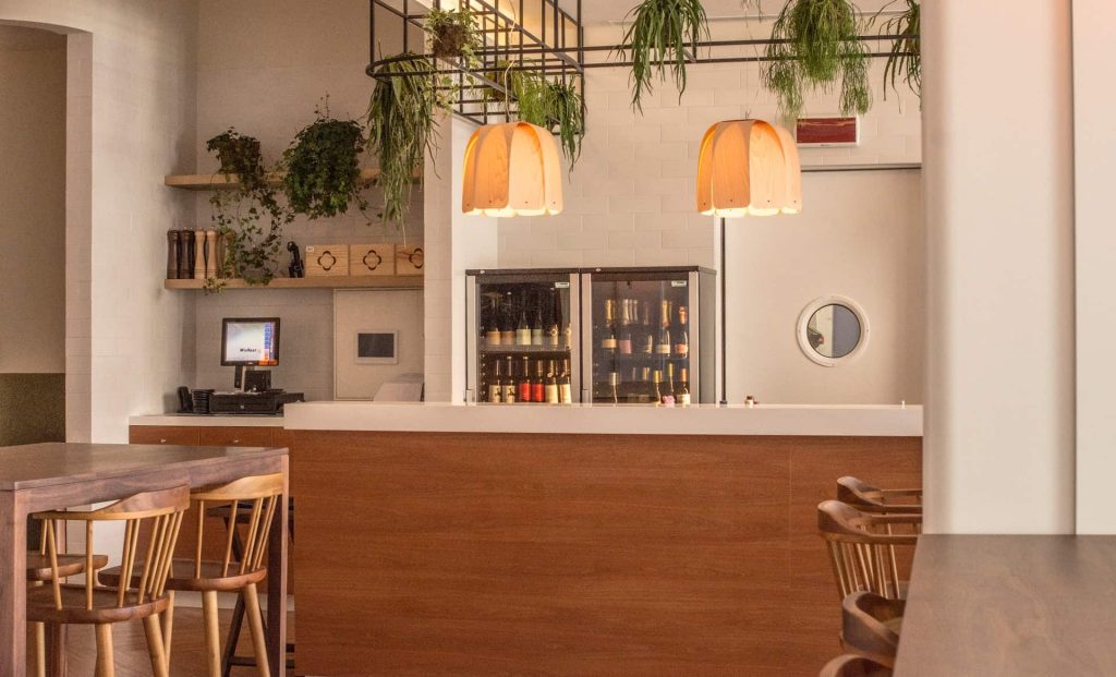 restaurant couvert quand il pleut à Porto