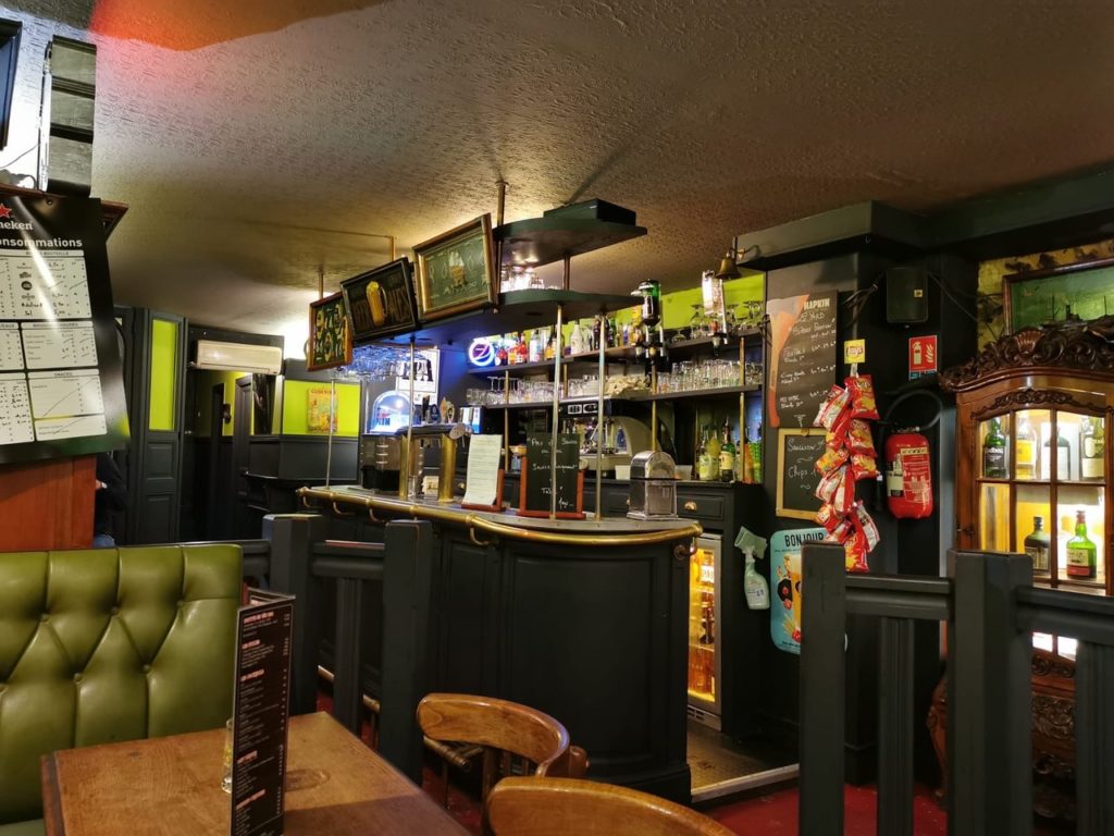 Le Yard Pub