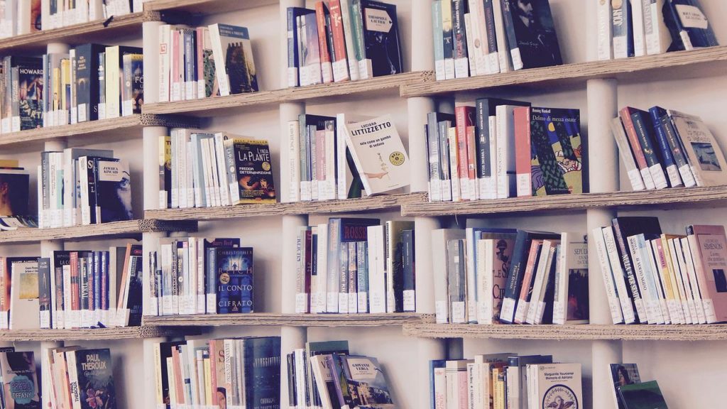 Lire aux Guets