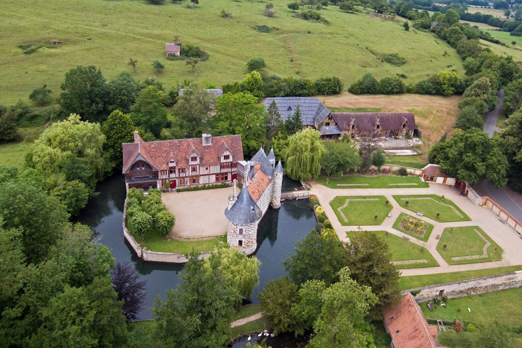 le château de Saint-Germain-de-Livet