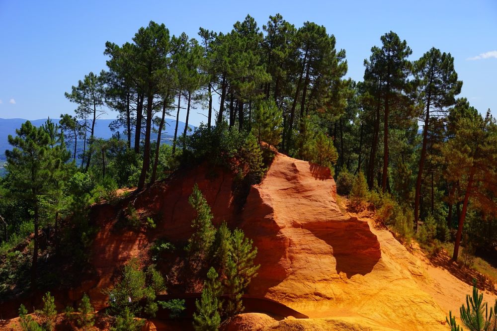 roches ocres Aix en Provence