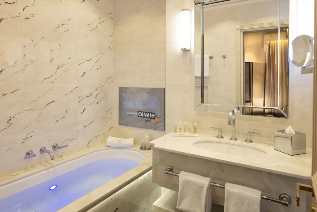 salle de bain hotel manolita paris