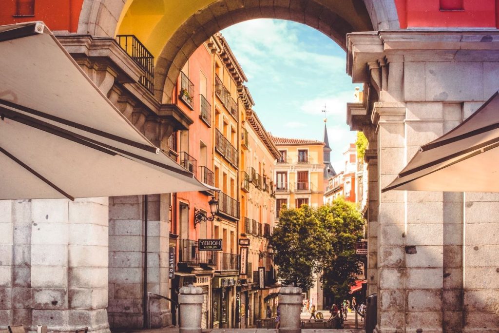 rue de Madrid en septembre