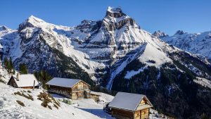 Vacances au ski : comment économiser sur votre budget sans renoncer au plaisir ?