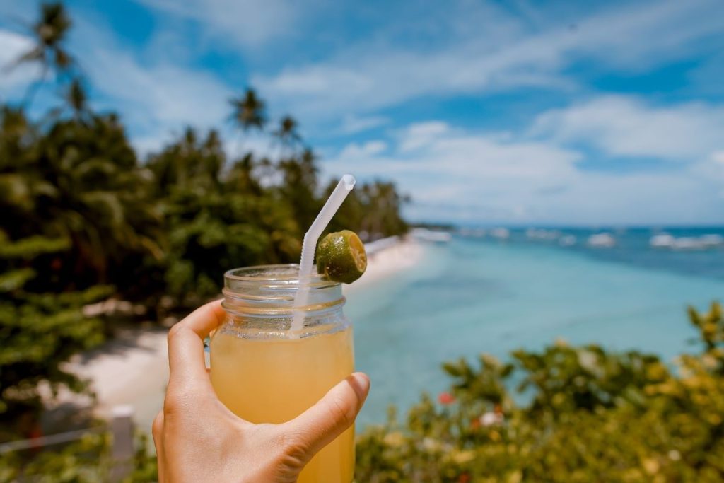 cocktail en bord de plage