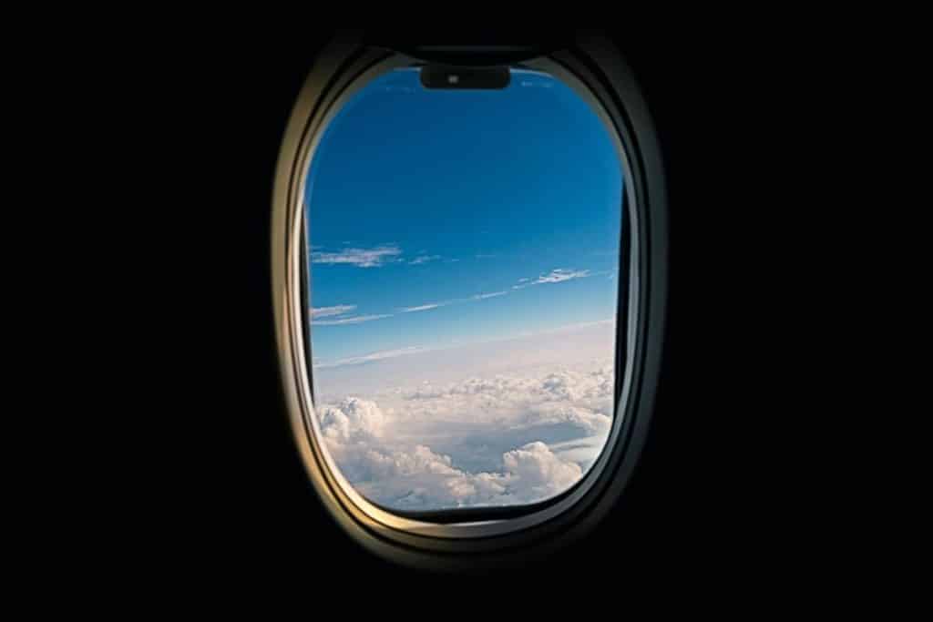 hublot dans un avion