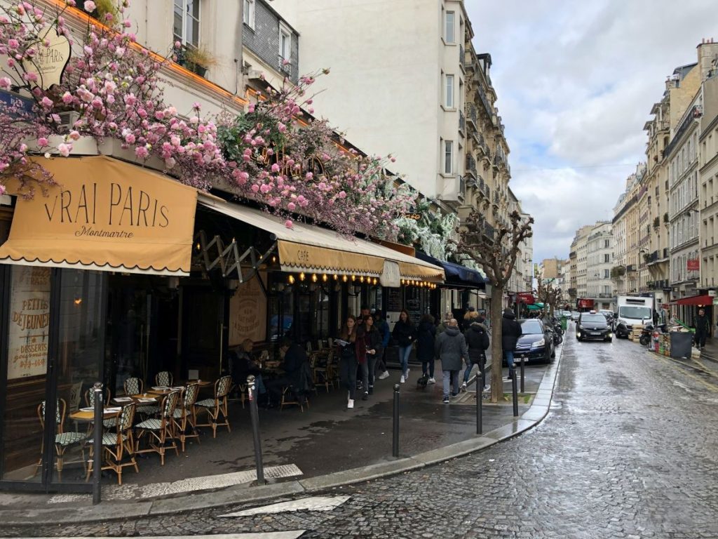 Café Montmartre à Paris