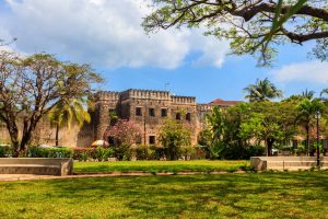 experiences-culturelles-uniques-a-zanzibar-de-stone-town-aux-tours-d-epices