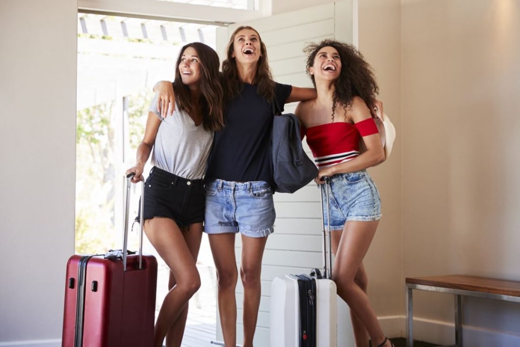 groupe de 3 filles en location de vacances
